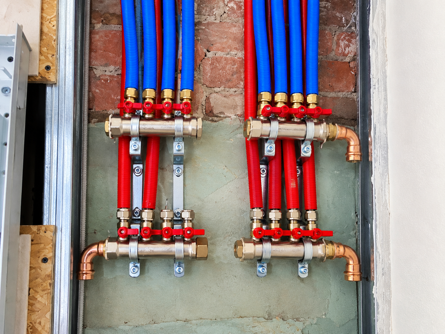 Rood-blauwe leidingverdelers
